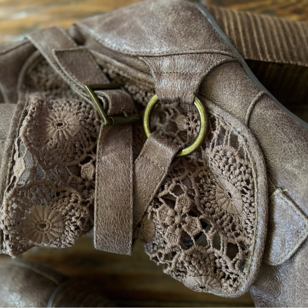 Brown Lace Detail Nanamacs zip up heeled ankle Boots